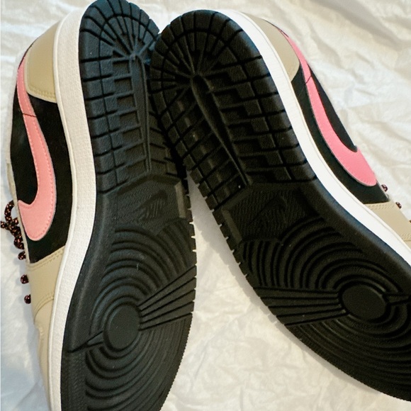 Jordan 1 Parachute - Picture 5 of 8